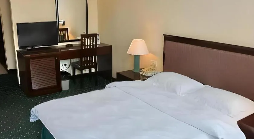 Bed in Traders Inn Brunei