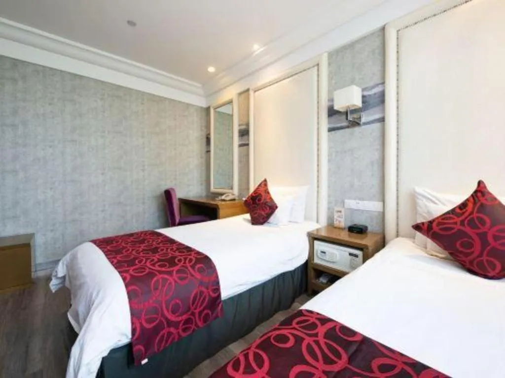 Bed in Nanjing Grand Da Qiao Hotel