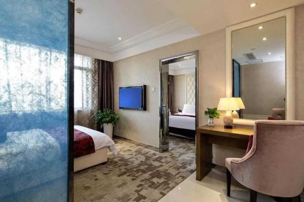 Bed in Nanjing Grand Da Qiao Hotel