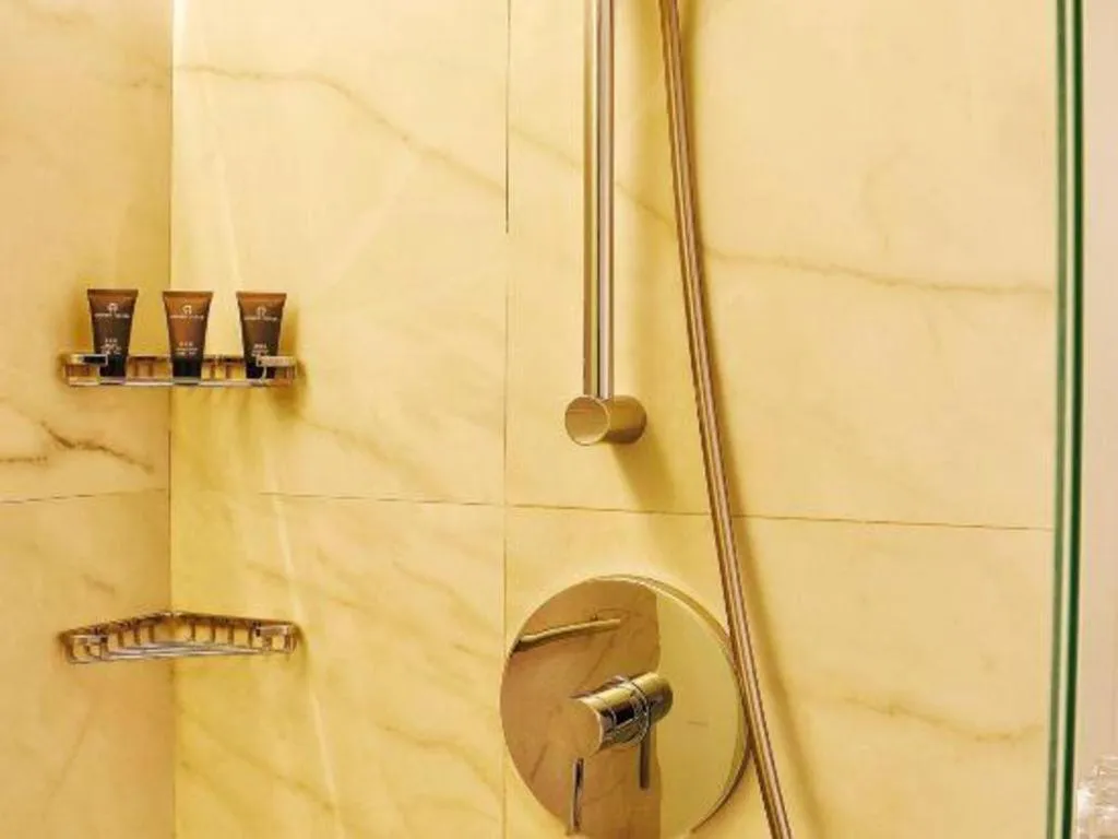 Jinjiang Metropolo Hotel Classiq Shanghai Off Bund