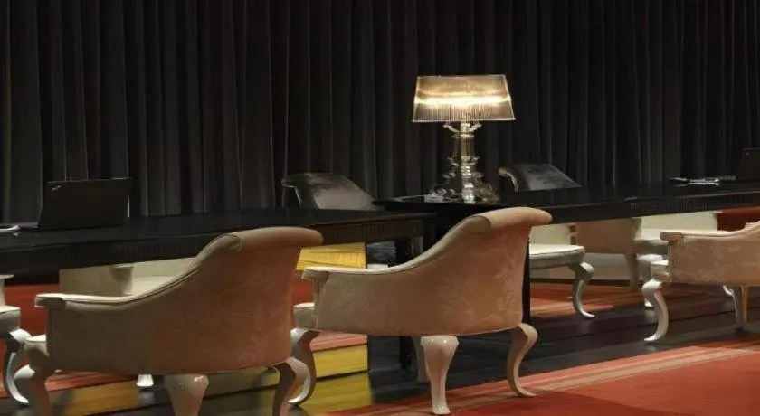 Jinjiang Metropolo Hotel Classiq Shanghai Off Bund