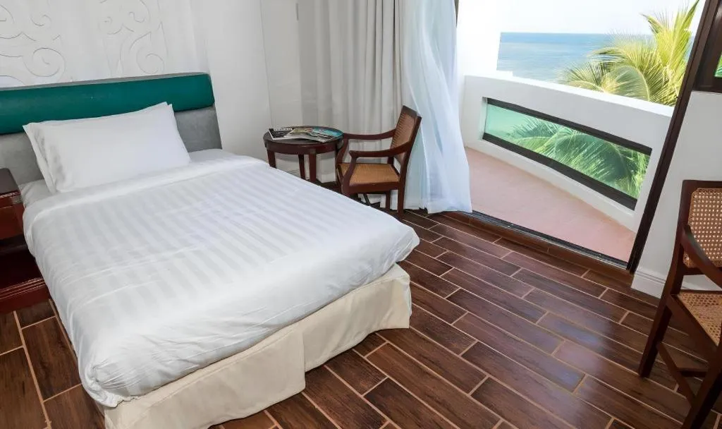 Bed in Vitalis White Sands