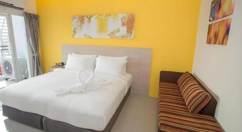 Bed in R-Con Hotel @ Siam