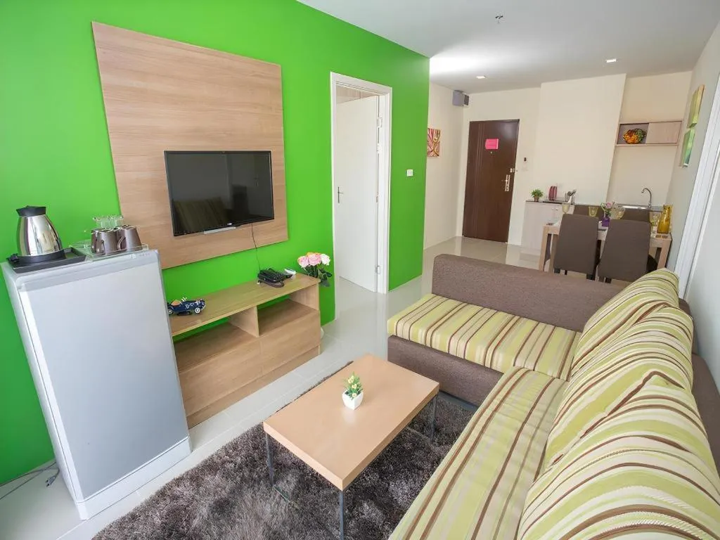 Bed in R-Con Hotel @ Siam