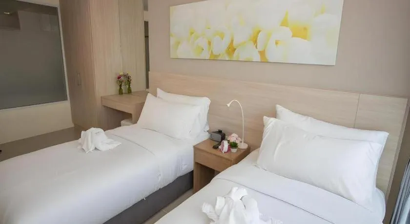 Bed in R-Con Hotel @ Siam