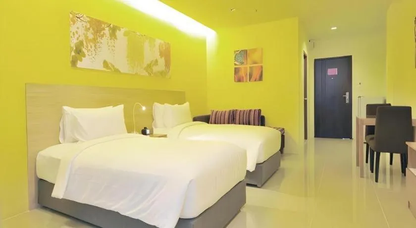 Bed in R-Con Hotel @ Siam