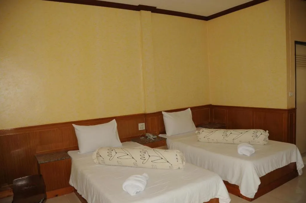 Bed in Saraburi Garden Resort
