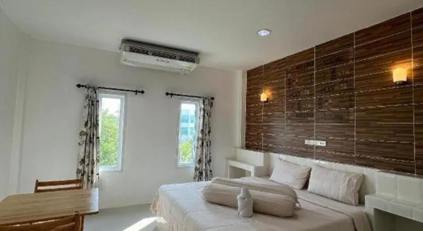 Bed in Saraburi Garden Resort