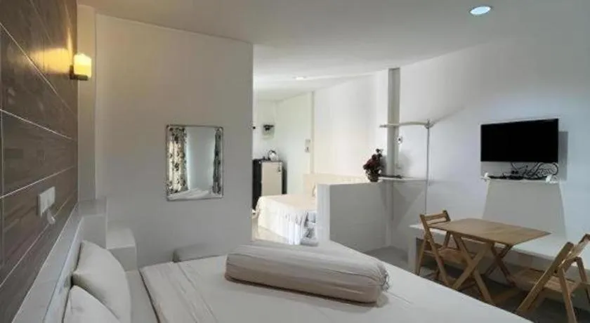 Bed in Saraburi Garden Resort