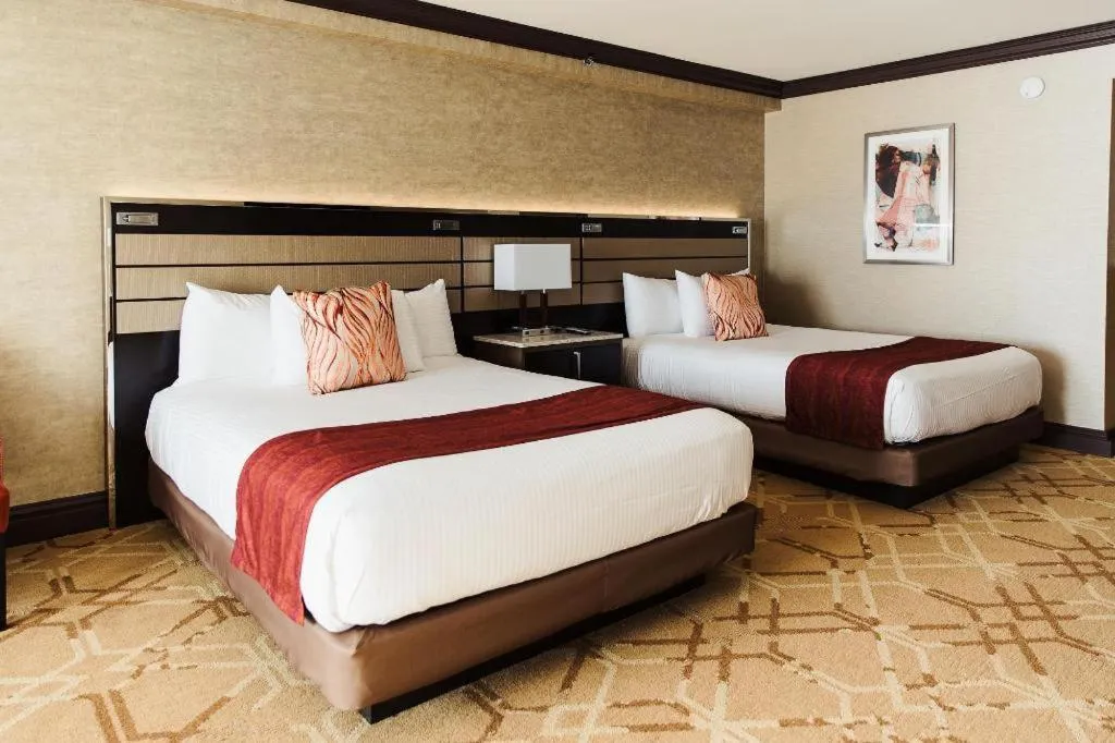 Bed in Ameristar Casino Hotel Kansas City