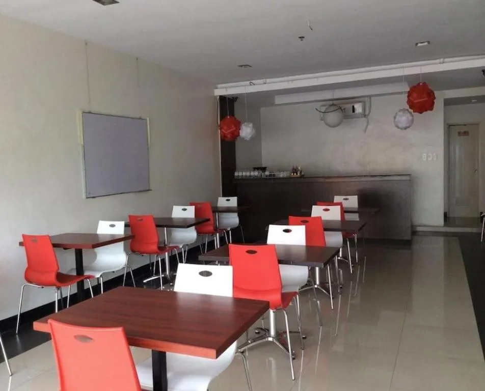 Cherry Midtown Hotel