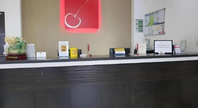 Cherry Midtown Hotel