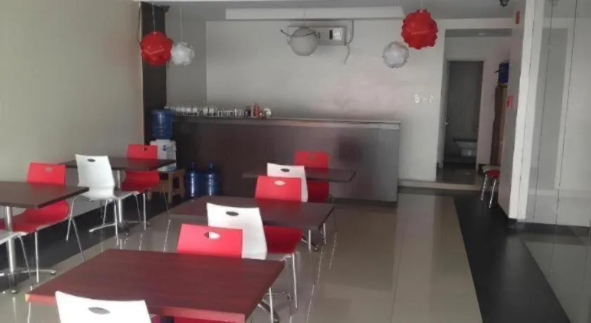 Cherry Midtown Hotel