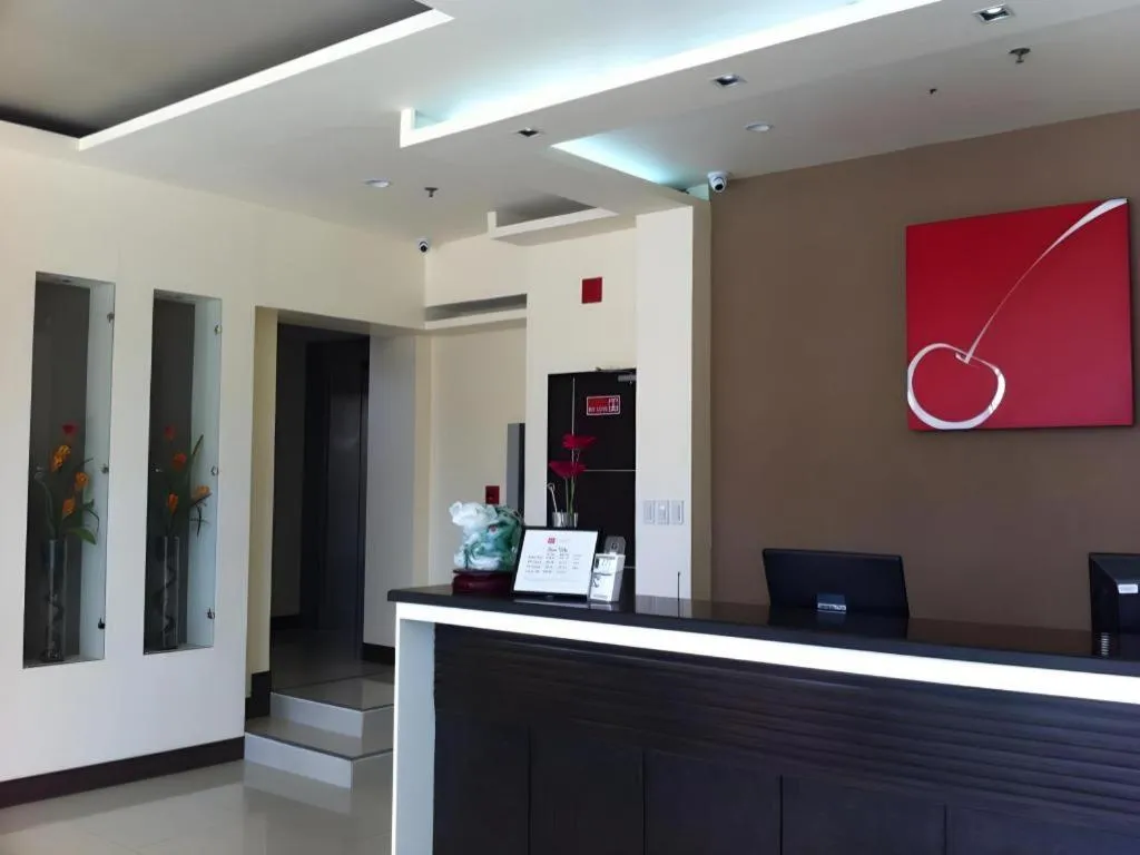 Cherry Midtown Hotel