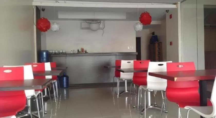 Cherry Midtown Hotel