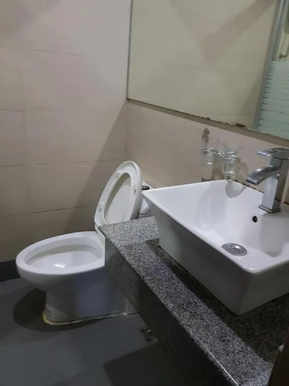 Cherry Midtown Hotel