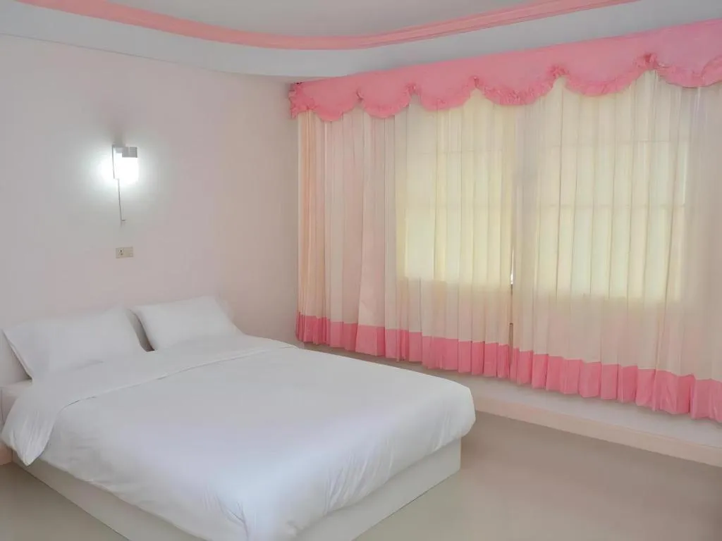 Bed in Wiangphumin Hotel