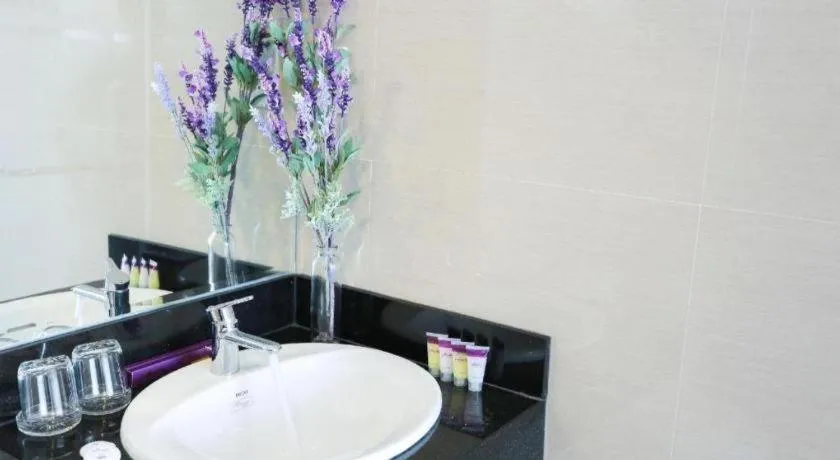 Lavender Nha Trang Hotel