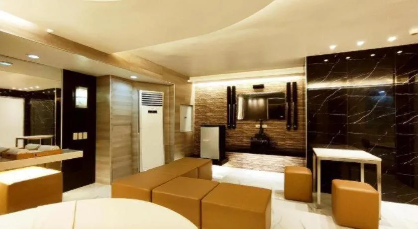 One Serenata Hotel General Trias