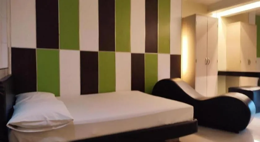 Bed in One Serenata Hotel General Trias