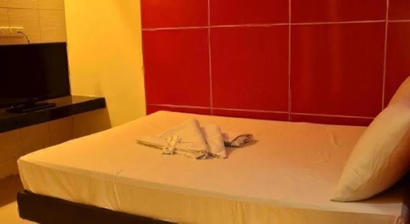 Bed in One Serenata Hotel General Trias