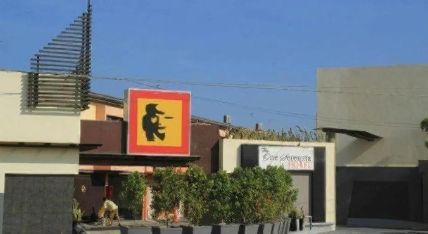 One Serenata Hotel General Trias