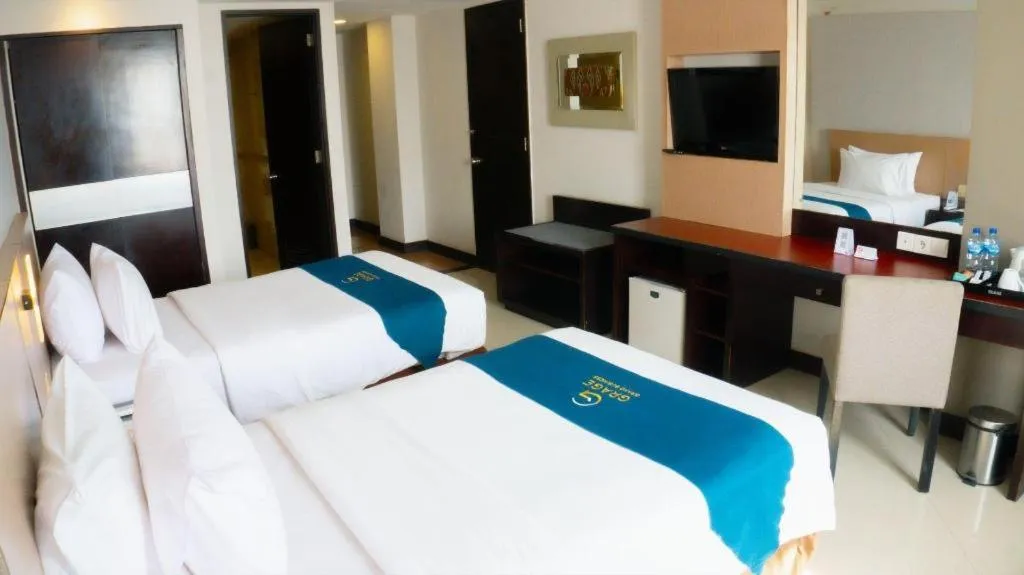 Bed in Grage Hotel Cirebon