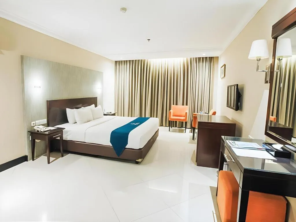 Bed in Grage Hotel Cirebon