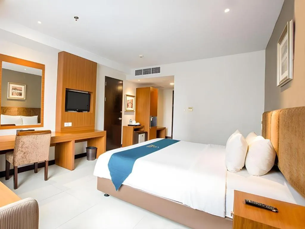 Bed in Grage Hotel Cirebon