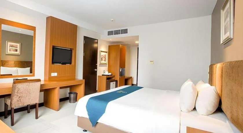 Bed in Grage Hotel Cirebon