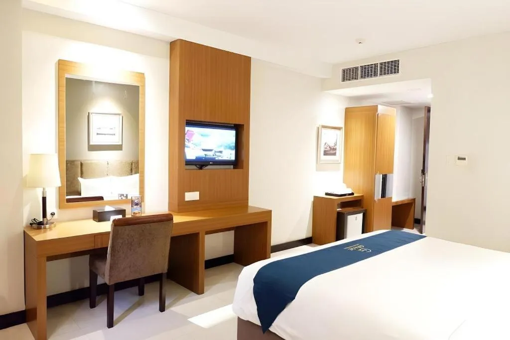 Bed in Grage Hotel Cirebon