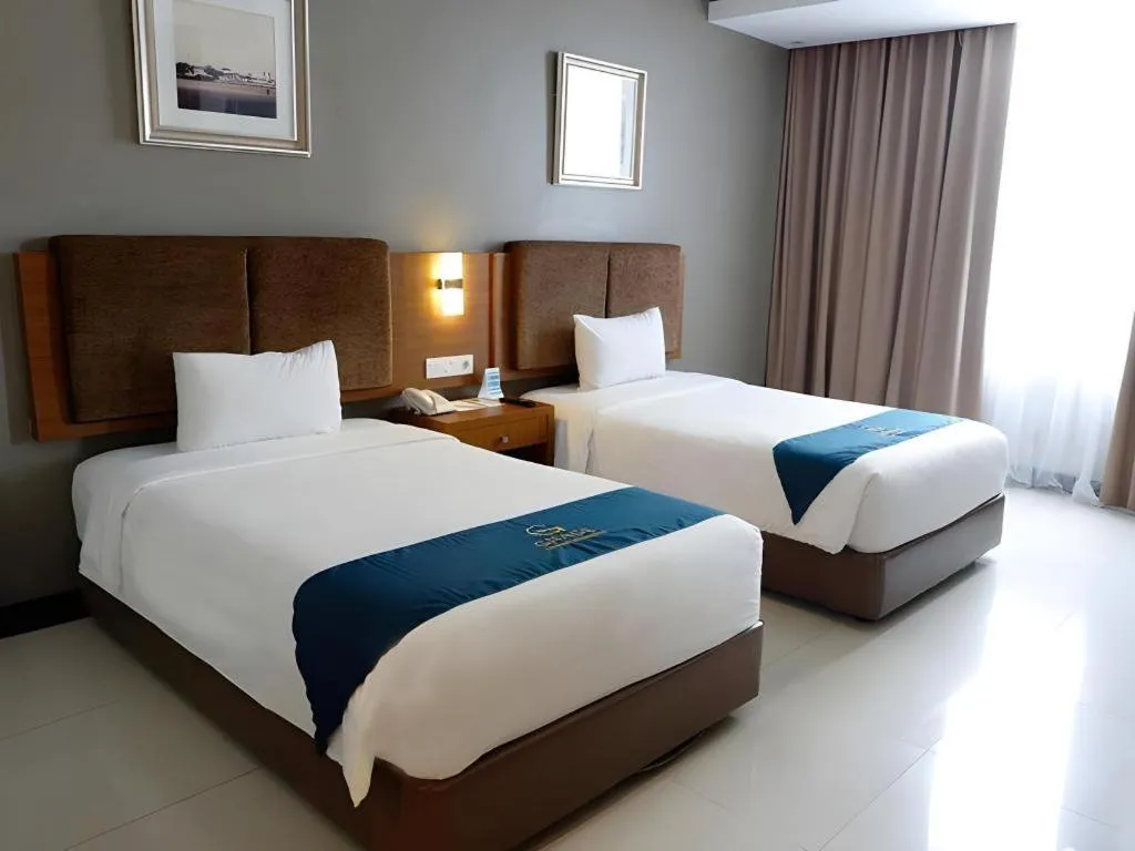 Bed in Grage Hotel Cirebon
