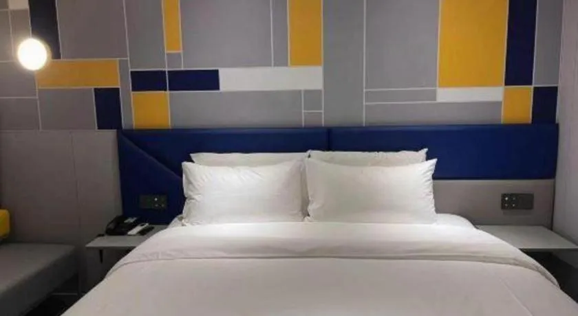 Bed in 7 Days Inn Guangzhou Shimao Center Jianshe Road