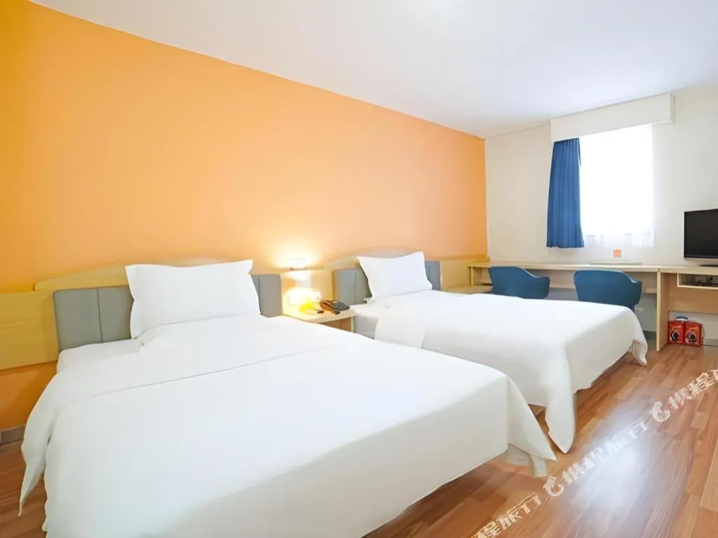 Bed in 7 Days Inn Guangzhou East Station Yantang Tianpingjia Metro Station