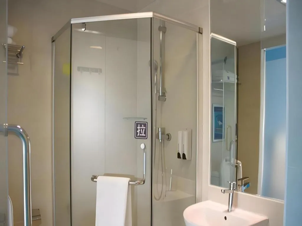 7 Days Inn Guangzhou East Station Yantang Tianpingjia Metro Station