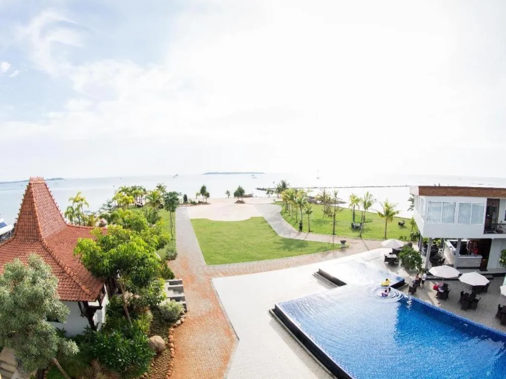 D'Season Premiere Hotel