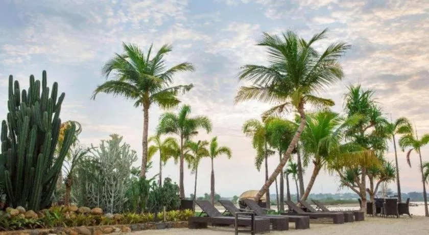 D'Season Premiere Hotel