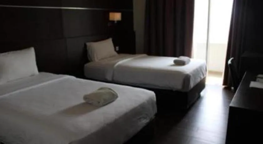 Bed in D'Season Premiere Hotel