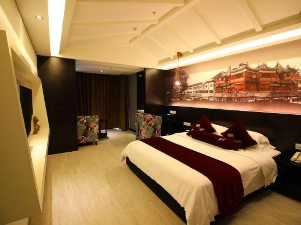 Bed in Grand Nest Hotel (Tang Jia Wan Beach)