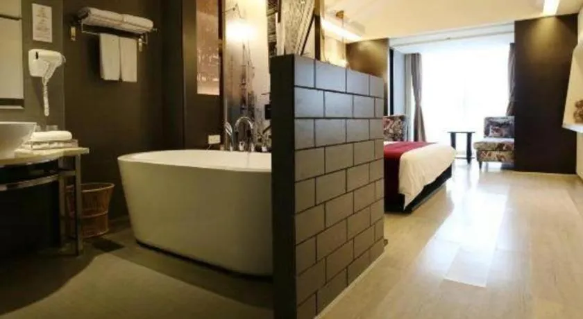 Grand Nest Hotel (Tang Jia Wan Beach)