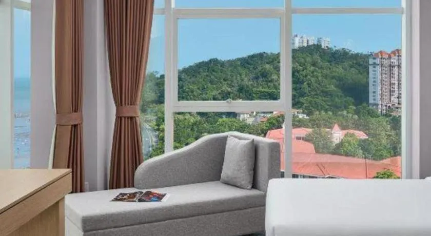 Bed in Grand Nest Hotel (Tang Jia Wan Beach)