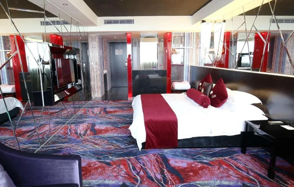 Grand Nest Hotel (Tang Jia Wan Beach)