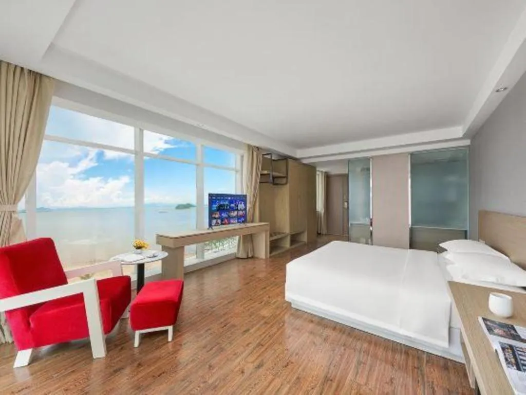 Bed in Grand Nest Hotel (Tang Jia Wan Beach)