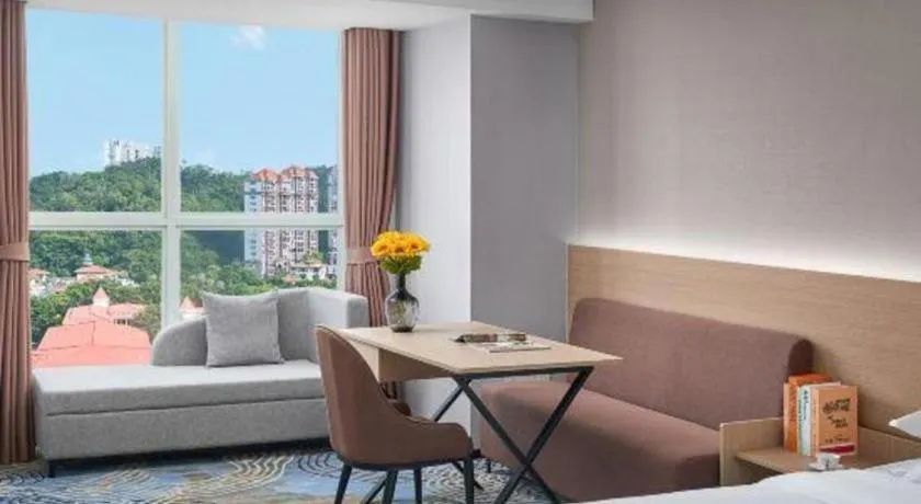 Grand Nest Hotel (Tang Jia Wan Beach)