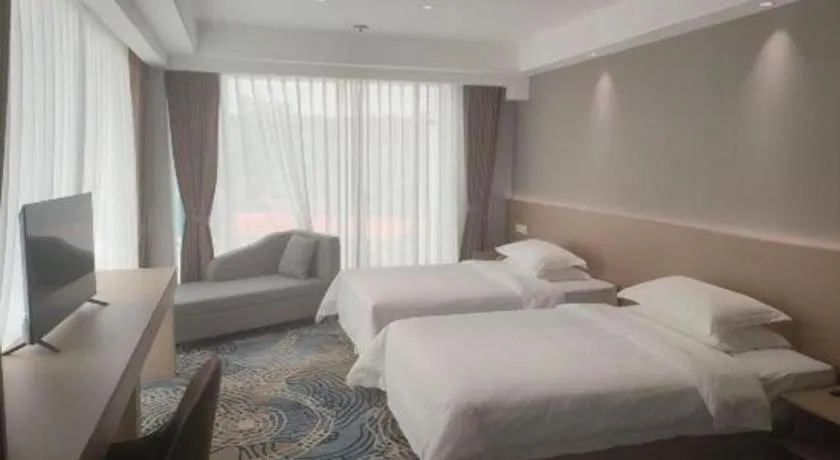 Bed in Grand Nest Hotel (Tang Jia Wan Beach)