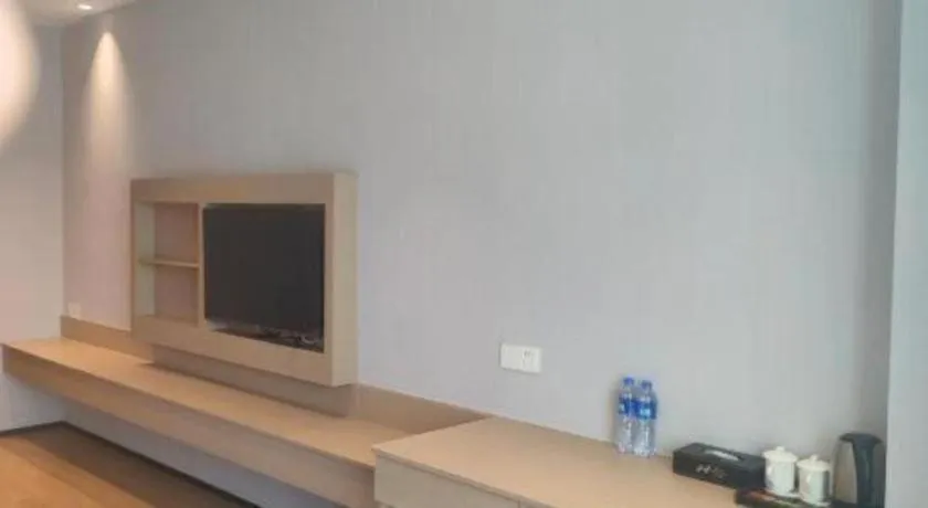 Grand Nest Hotel (Tang Jia Wan Beach)