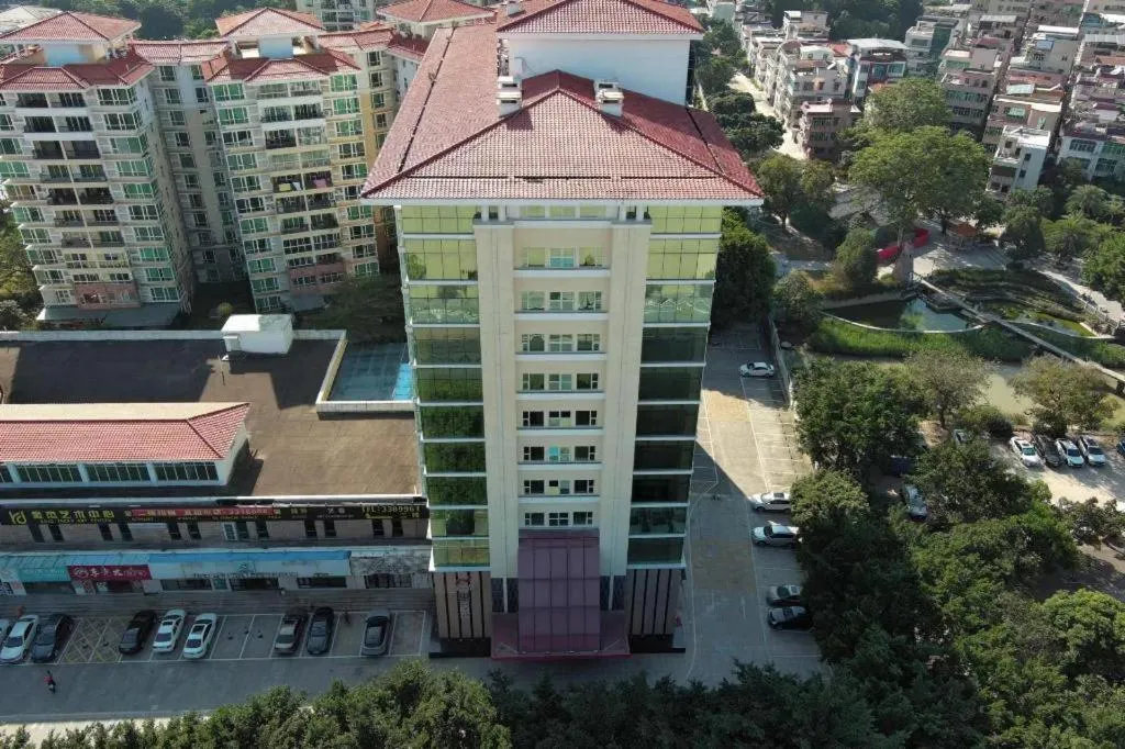 Grand Nest Hotel (Tang Jia Wan Beach)