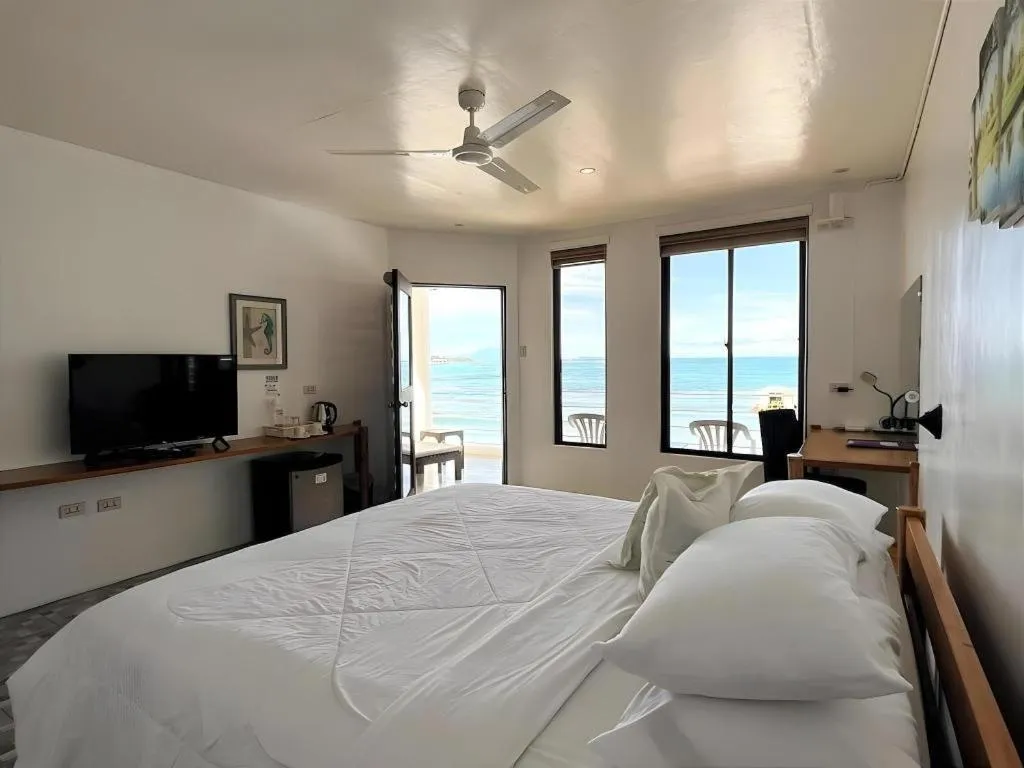 Bed in Coral Beach Club