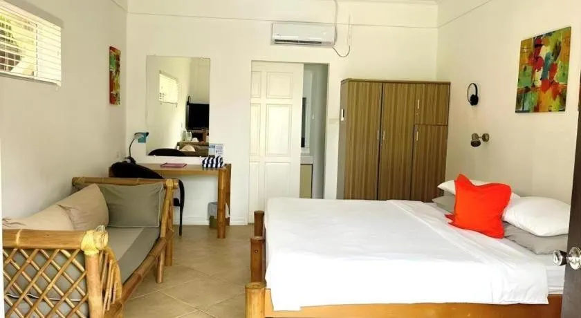 Bed in Coral Beach Club