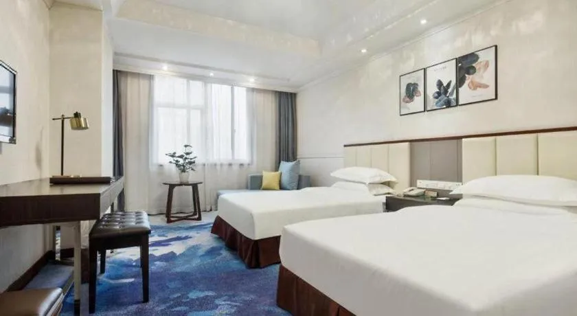 Bed in Chongqing Tianyou Hotel